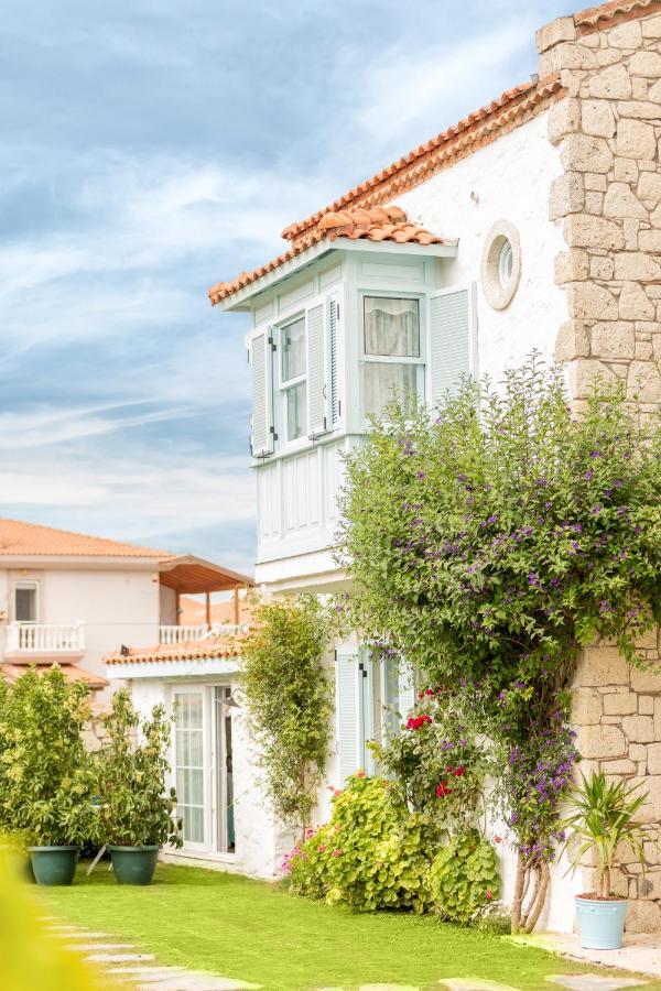 Deniz Kabugu Hotel Alacatı Bagian luar foto